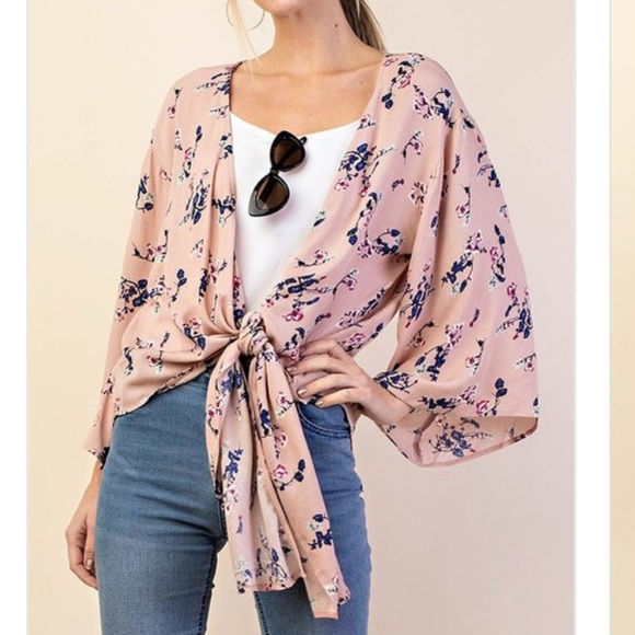 Sweaters - ✨NEW✨Mauve Front Tie Kimono